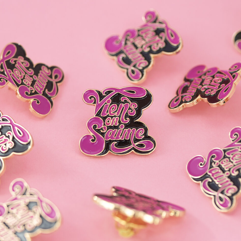 Pin's - Viens on s'aime